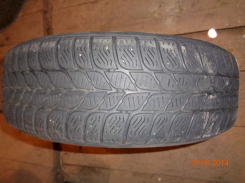 1920 X 1440 525.8 Kb ������ ���� Pirelli �� ����� R15 (4*100)