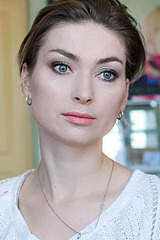 667 X 1000 105.3 Kb 667 X 1000 115.2 Kb  make up ()- 