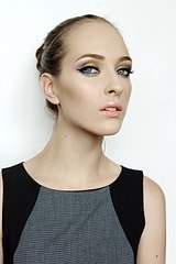 1000 X 1500 238.8 Kb 1000 X 1500 228.2 Kb  make up ()- 