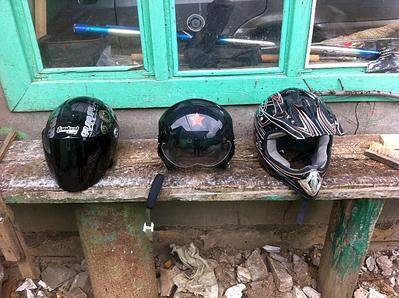 1296 X 968 260.5 Kb Продам 3 шлема