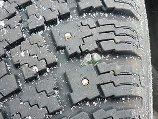 1920 X 1443 862.0 Kb  Nokian hakkapeliitta sport utility 275/60/17