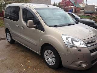 1920 X 1440 642.2 Kb Citroen Berlingo 2010 . ....