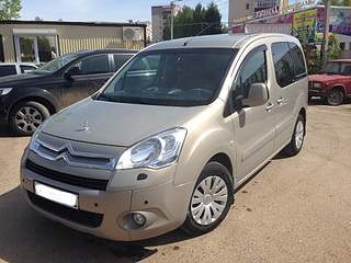 1920 X 1440 877.6 Kb 1920 X 1440 823.2 Kb Citroen Berlingo 2010 . ....