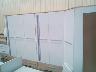 1920 X 1440 586.8 Kb     . .