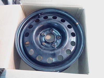 1920 X 1440 830.7 Kb   R16 Kia Seed   ()