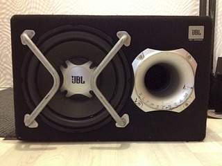 1920 X 1440 597.0 Kb JBL  