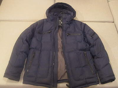 1920 X 1440 516.1 Kb 1920 X 2560 896.5 Kb     50  -