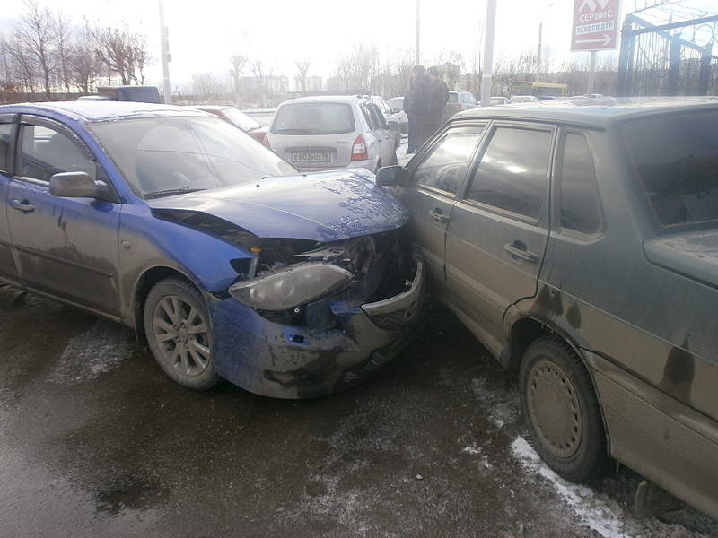 1920 X 1440 837.9 Kb 1920 X 1440 916.1 Kb 1920 X 1440 718.6 Kb 14.11.2014 возле завода пластмасс пьянь собрала 4 машины и автобус