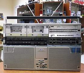 604 X 522 87.8 Kb   Sharp Gf-666 ()