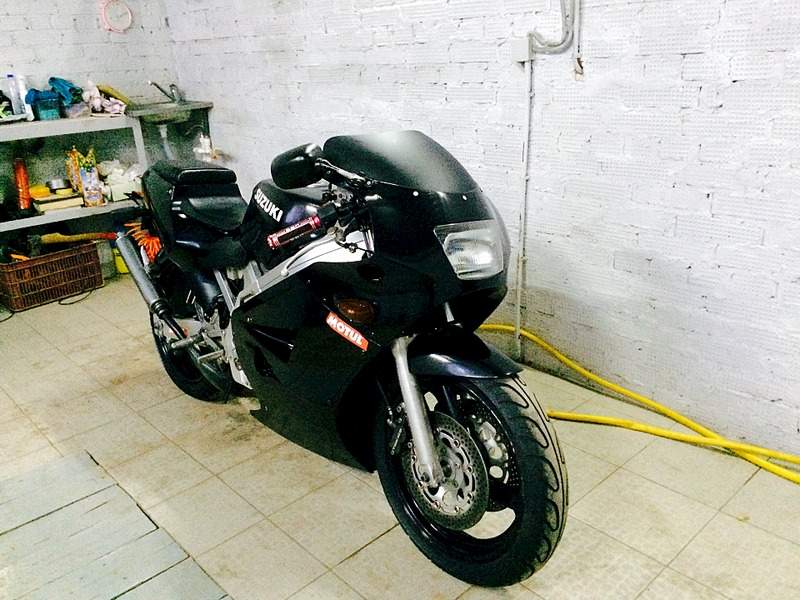 1920 X 1440 634.2 Kb SUZUKI RGV 250. 60 �.� ,������ �� ���� ������, ����� ������!
