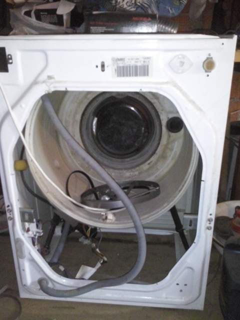Как разобрать стиральную машинку индезит. Стиральная машина Индезит 2296xw.