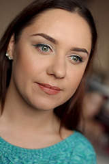 1920 X 2880 878.6 Kb 1920 X 2880 820.5 Kb 1920 X 2880 700.3 Kb  make up ()- 
