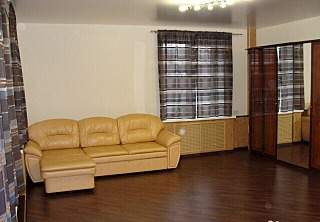 640 X 444 74.3 Kb 360 X 445 42.3 Kb Продам 1- к квартиру-сталинку на Советской, 2 в центре. Чистая продажа.