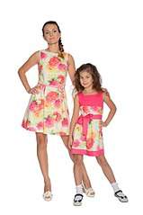 402 X 604 31.9 Kb 604 X 600 69.4 Kb 370 X 604 21.7 Kb Детские платья. Одинаковые платья для мамы и дочки.