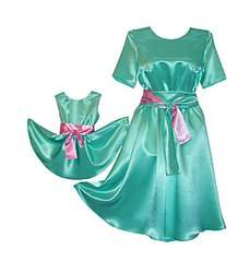 530 X 555 33.9 Kb Детские платья. Одинаковые платья для мамы и дочки.