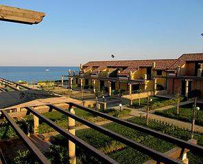 948 X 768 128.5 Kb 552 X 414 36.3 Kb   Ciro Marina   168 ..  7308 ..