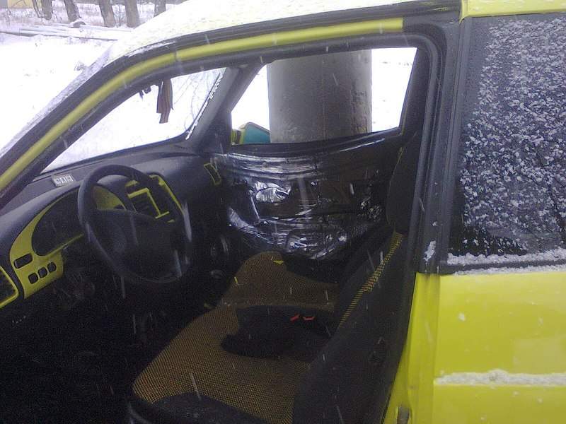 1280 X 960 259.7 Kb 1280 X 960 155.4 Kb 1280 X 960 228.1 Kb 612 x 461 612 x 365 04.12.2014 на Лесозаводе, 12-ка купе влетела в столб