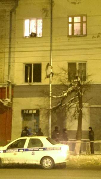 579 X 1024  93.0 Kb  .          .