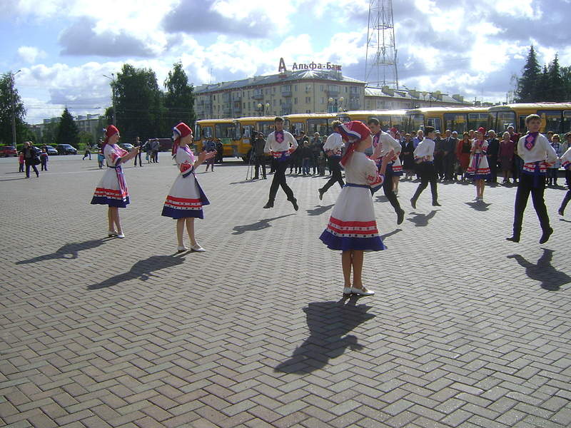 1920 X 1440 322.6 Kb 1920 X 1440 235.8 Kb 768 X 1024 137.8 Kb 1600 X 809 259.3 Kb 900 X 663 1.3 Mb Ижевск, строят на соплях