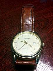 768 X 1024 145.9 Kb orient quartz gold finish watch sc una0-a0-a ca