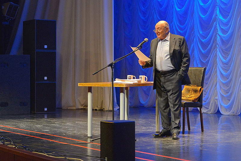 1099 X 734 386.5 Kb 19.02.15-. ' '