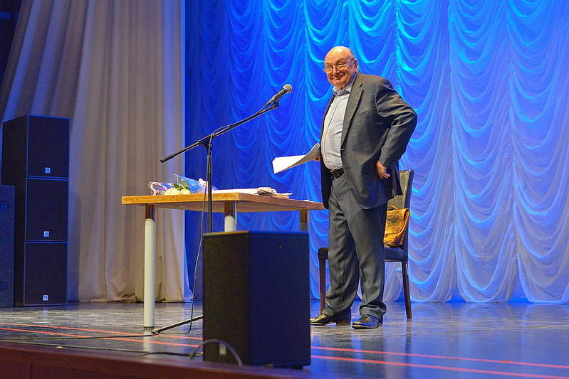 1100 X 734 359.4 Kb 1099 X 734 356.0 Kb 1100 X 734 349.1 Kb 19.02.15-. ' '