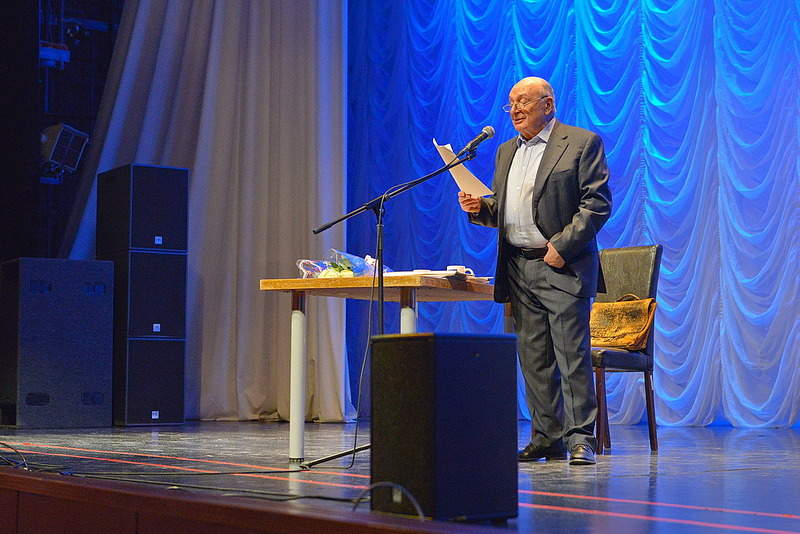 1099 X 734 350.7 Kb 1100 X 734 352.6 Kb 1100 X 734 359.3 Kb 19.02.15-. ' '