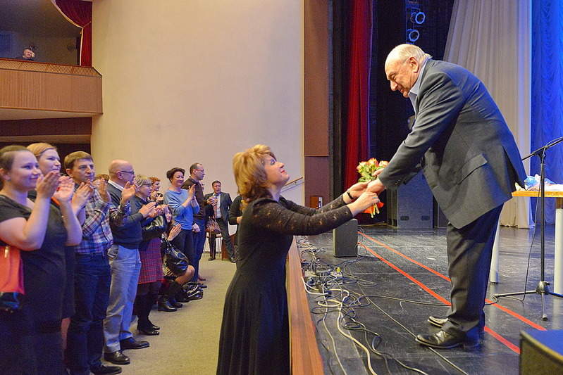 1100 X 734 374.0 Kb 19.02.15-. ' '