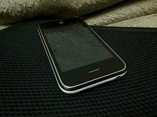 1920 X 1440 763.7 Kb iPhone 3GS белый 32 гига , продажа/обмен.