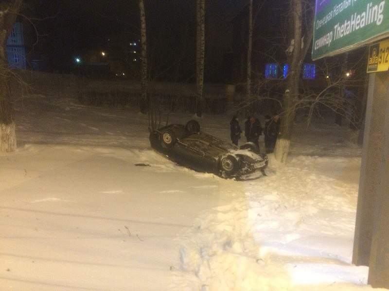 960 X 720 96.7 Kb 768 X 1024 111.0 Kb 27.12.2014 около 00:10 пьяное ДТП на ул. Кирова