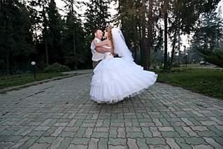 1280 X 853 246.1 Kb 604 X 402 52.8 Kb 402 X 604 51.9 Kb Свадебный танец