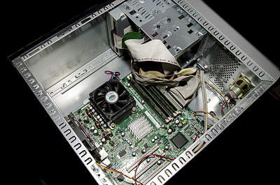 1500 X 994 246.2 Kb 1500 X 994 981.0 Kb 393 X 511 136.6 Kb  HDD 3.5' IDE Seagate DVD Pioneer NEC DIR-320 Wi-Fi ALFA Thermaltake 