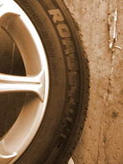 960 X 1280 186.9 Kb 960 X 1280 235.2 Kb    19565R15