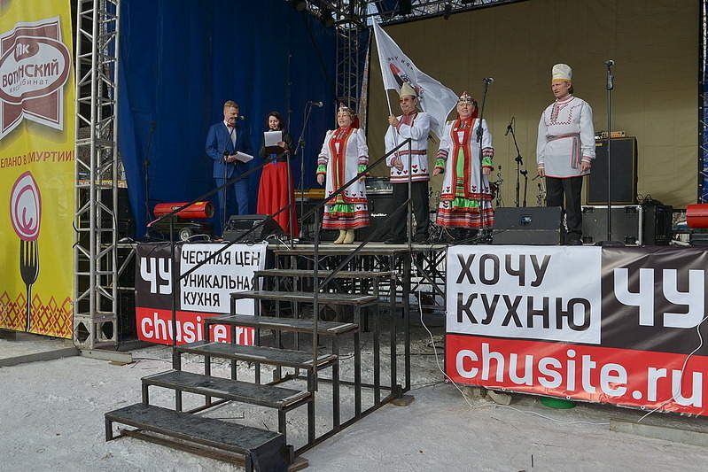 1100 X 734 395.3 Kb 6  2014, LUMEN,  rystall hall.