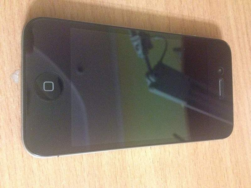 1920 X 1440 708.8 Kb 1536 X 2048 780.7 Kb iPhone 4s black 