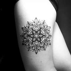 640 X 640 47.8 Kb 861 X 861 138.2 Kb 604 X 604 57.5 Kb 'Traditional Tattoo' -   