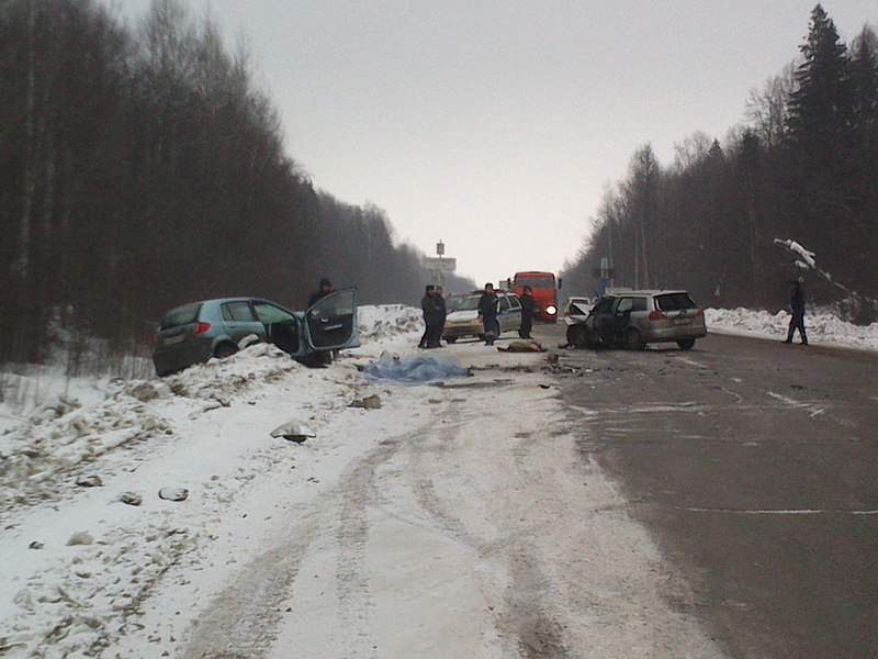 1280 X 960 187.0 Kb 736 x 337 09.03.2015     - , Hyundai Getz vs. Nissan. 2 