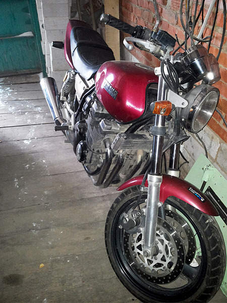 600 X 800 422.7 Kb 800 x 600 Yamaha XJR 400