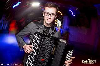 1280 X 853 202.7 Kb     !