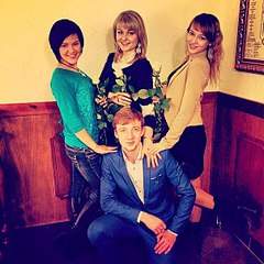 604 X 604 88.1 Kb 960 X 640 100.2 Kb 1280 X 853 202.7 Kb     !