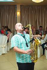 682 X 1024 137.7 Kb 200 X 487 25.5 Kb     !