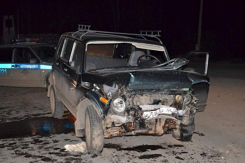 1280 X 853 211.5 Kb 1600 X 1066 166.5 Kb 20.03.2015  1   - ,   vs . 1 