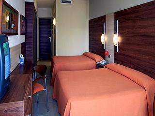 800 X 600 46.4 Kb 800 X 589 148.6 Kb   ?   !