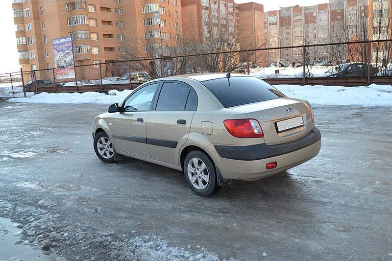 1920 X 1280 906.5 Kb Kia Rio 2007 г.