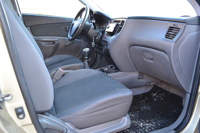 1920 X 1280 536.1 Kb Kia Rio 2007 г.