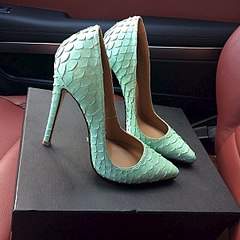 604 X 604  66.8 Kb -,  .