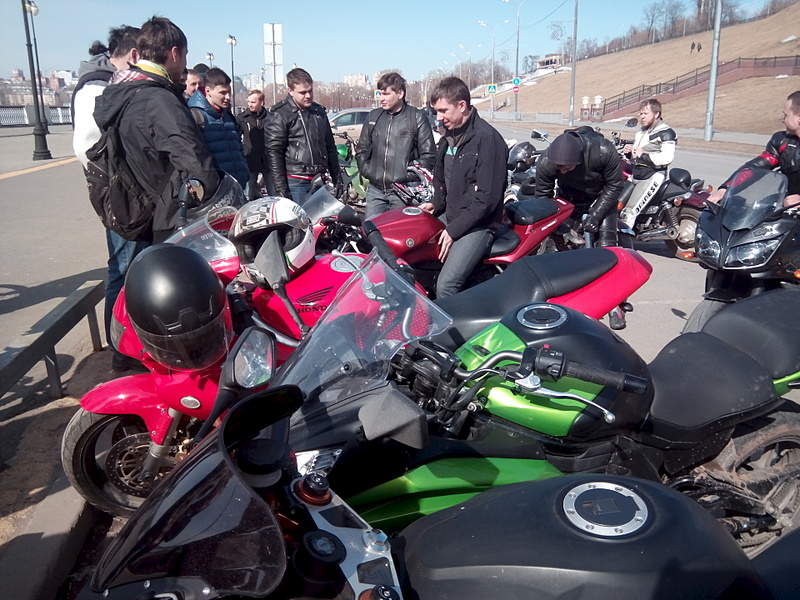 1920 X 1440 859.9 Kb Покатушки, много фото, двухколёсное общение...