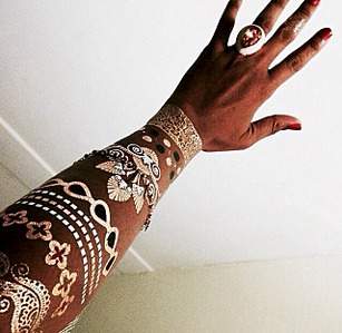 640 X 624 99.8 Kb 453 X 604 49.3 Kb 577 X 574 115.8 Kb Flash tattoos -  -