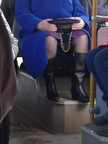 Liliput Mutter Upskirt Oral
