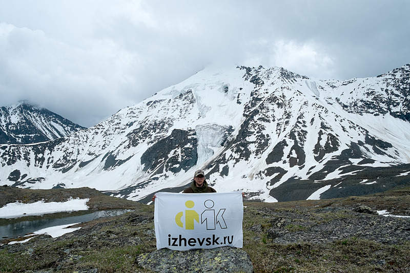 1920 X 1280 883.9 Kb       